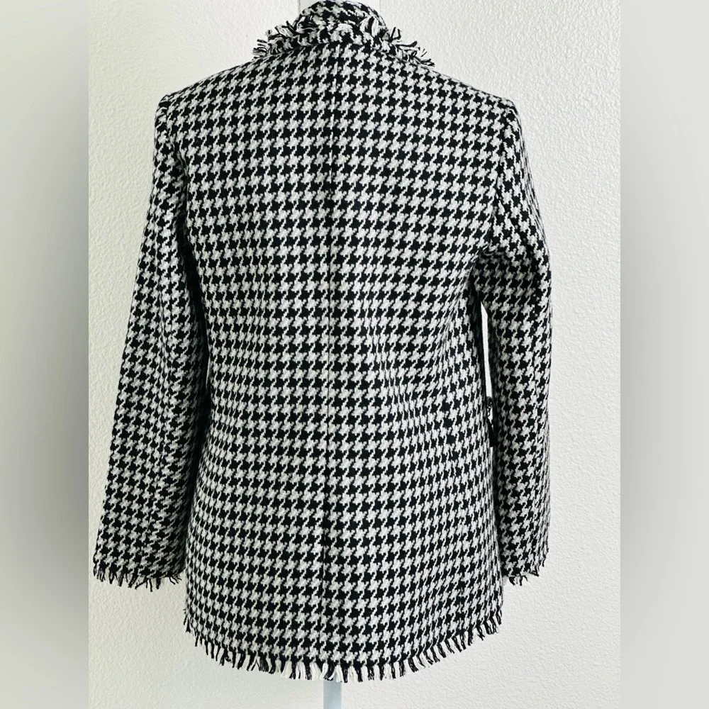 Express Black and White Houndstooth Double Breasted Tweed Blazer Size Medium